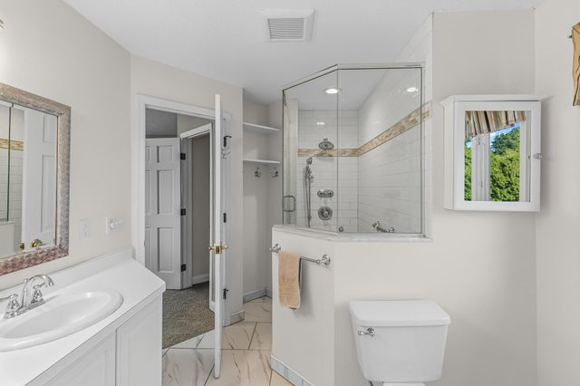 11862 Isanti Street NE, Blaine, MN 55449