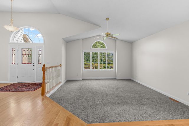 11862 Isanti Street NE, Blaine, MN 55449