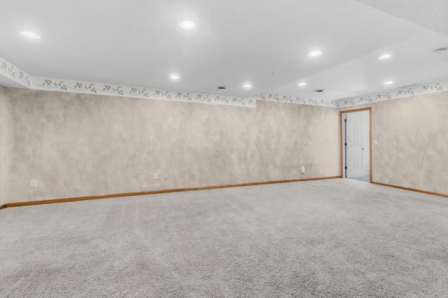11862 Isanti Street NE, Blaine, MN 55449