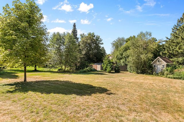 11862 Isanti Street NE, Blaine, MN 55449
