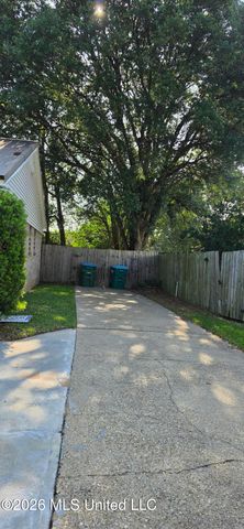 1624 Heidenheim Street, Pascagoula, MS 39581