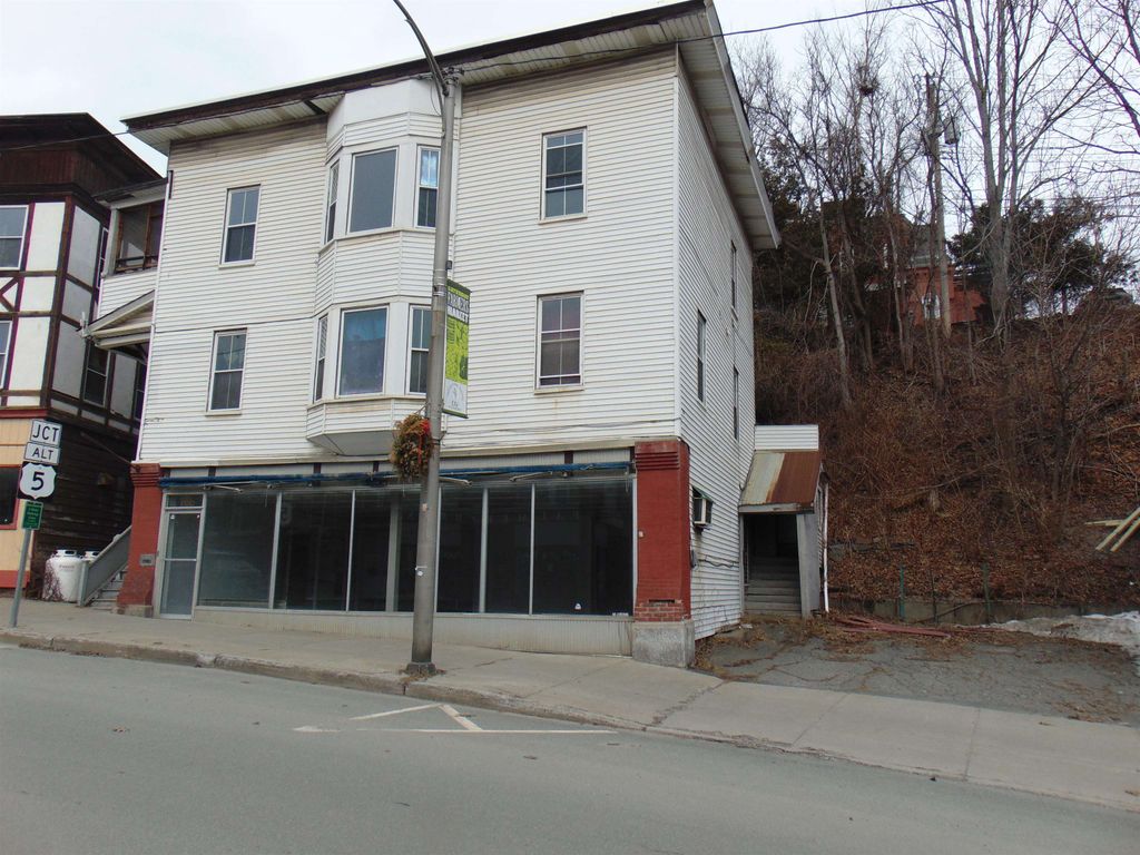 166 Eastern Avenue, St. Johnsbury, VT 05819