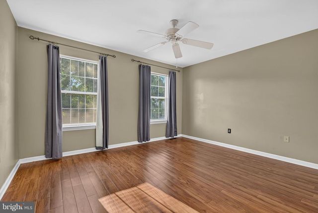 3076 JODI LN, Dover, PA 17315