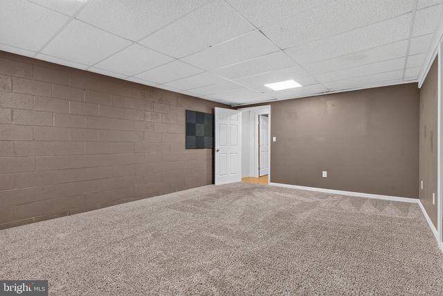 3076 JODI LN, Dover, PA 17315