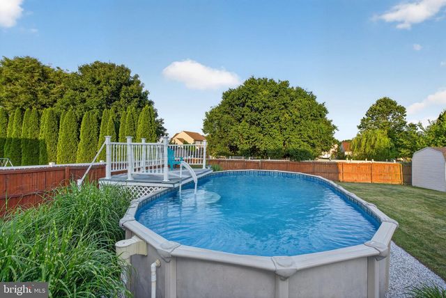 3076 JODI LN, Dover, PA 17315