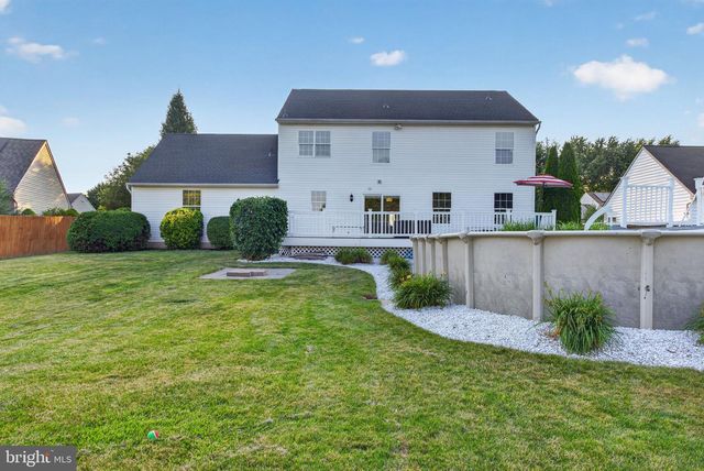 3076 JODI LN, Dover, PA 17315
