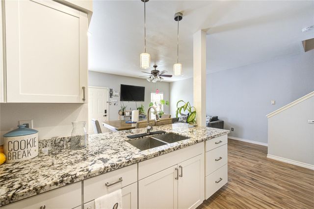 3800 Tanglewilde Street 803, Houston, TX 77063