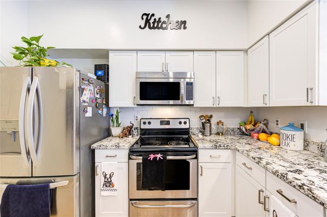 3800 Tanglewilde Street 803, Houston, TX 77063
