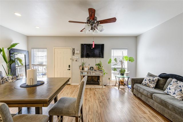 3800 Tanglewilde Street 803, Houston, TX 77063