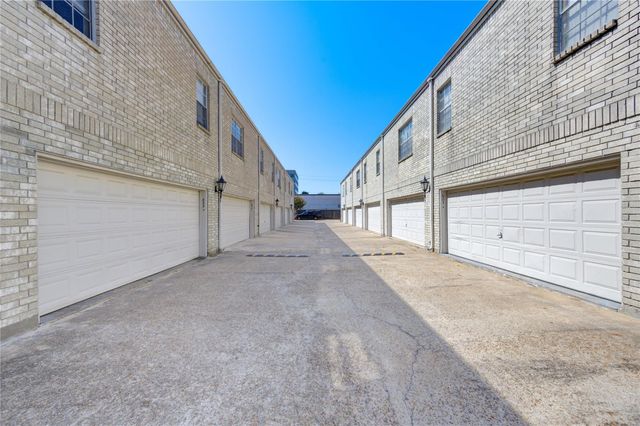 3800 Tanglewilde Street 803, Houston, TX 77063