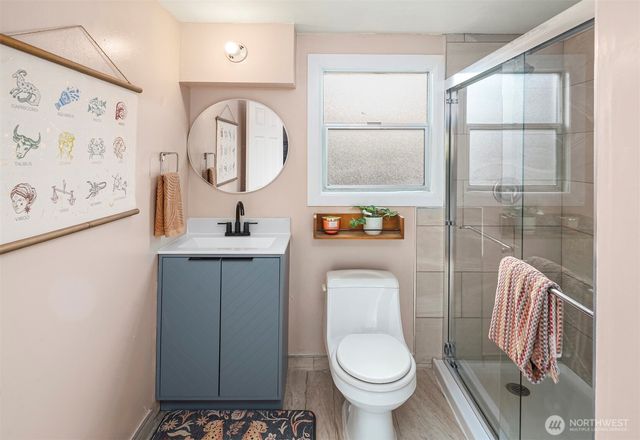 10820 2nd Avenue SW, Seattle, WA 98146