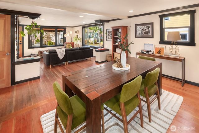 10820 2nd Avenue SW, Seattle, WA 98146