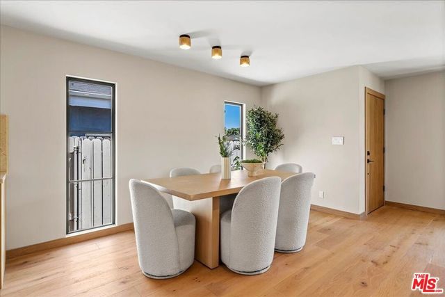 14537 Hesby Street, Sherman Oaks, CA 91403