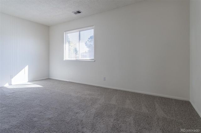 9957 Croke Drive, Denver, CO 80260