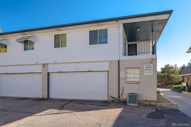 9957 Croke Drive, Denver, CO 80260