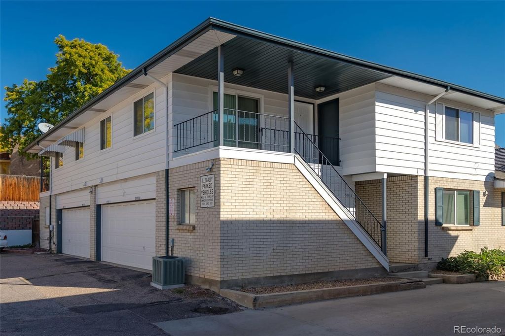 9957 Croke Drive, Denver, CO 80260