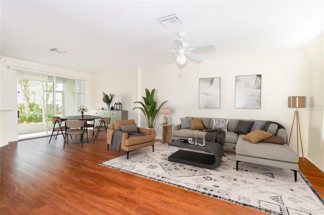 212 GOLDEN POND COURT, Valrico, FL 33594