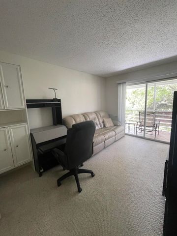40 Keswick 40, Deerfield Beach, FL 33442
