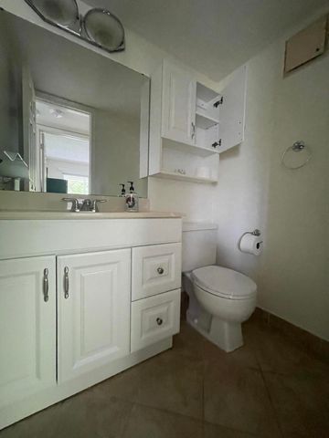 40 Keswick 40, Deerfield Beach, FL 33442