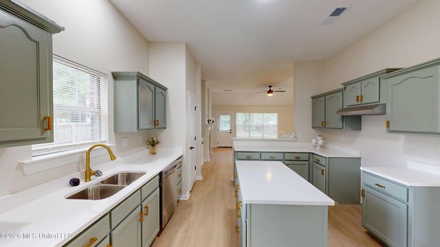 2471 Evening Shade Drive, Olive Branch, MS 38654
