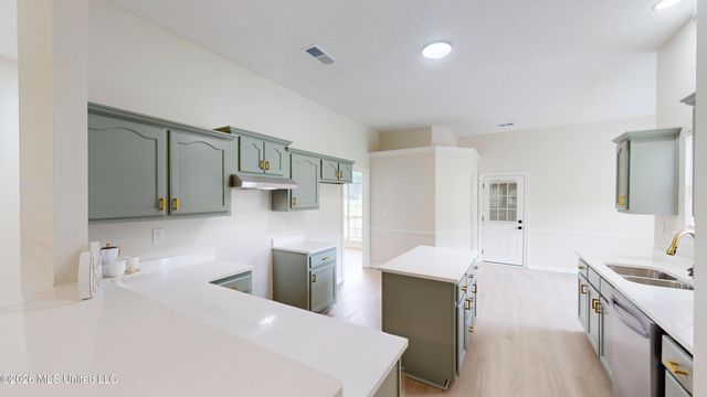 2471 Evening Shade Drive, Olive Branch, MS 38654