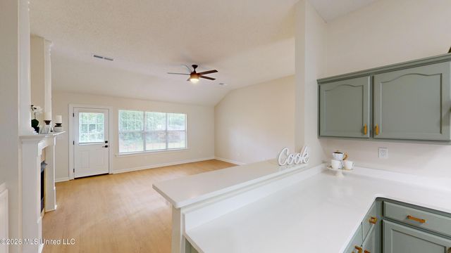 2471 Evening Shade Drive, Olive Branch, MS 38654