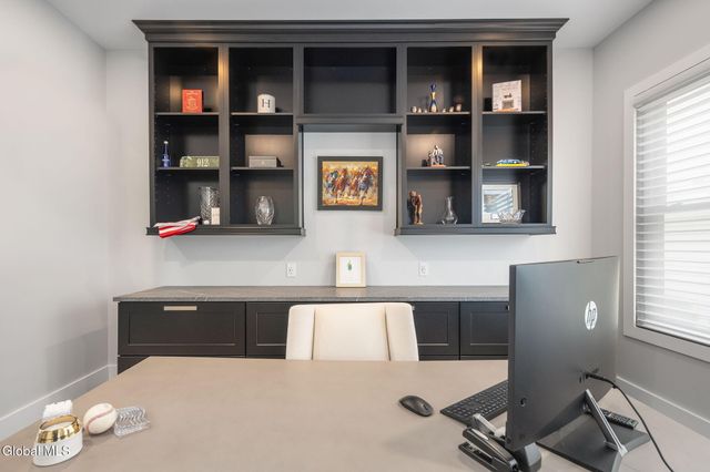 19 Aurora Avenue, Saratoga Springs, NY 12866