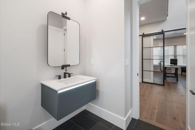 19 Aurora Avenue, Saratoga Springs, NY 12866