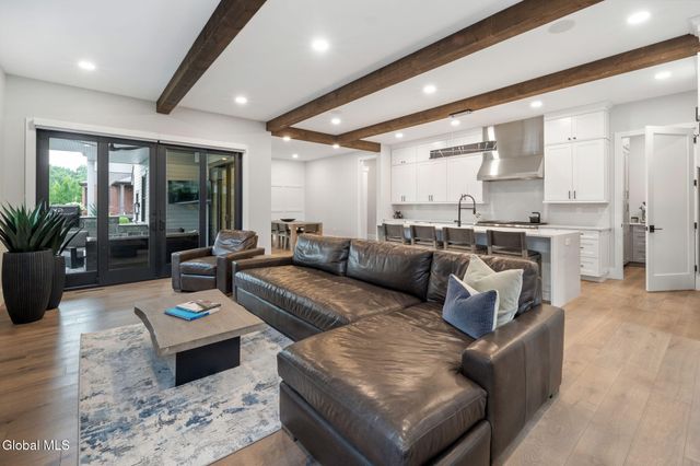 19 Aurora Avenue, Saratoga Springs, NY 12866