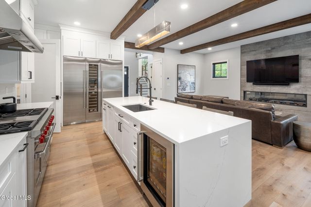 19 Aurora Avenue, Saratoga Springs, NY 12866