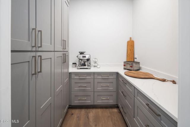 19 Aurora Avenue, Saratoga Springs, NY 12866