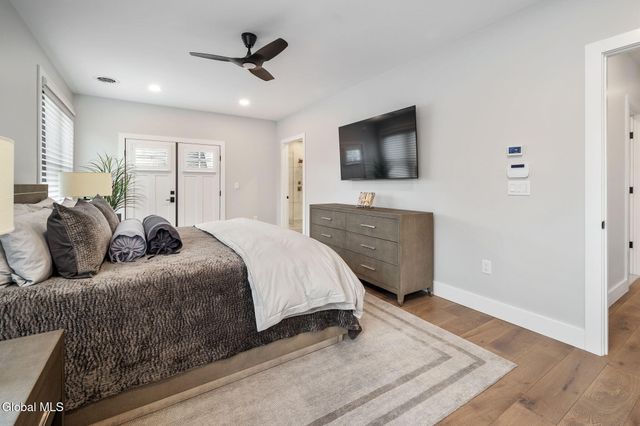 19 Aurora Avenue, Saratoga Springs, NY 12866