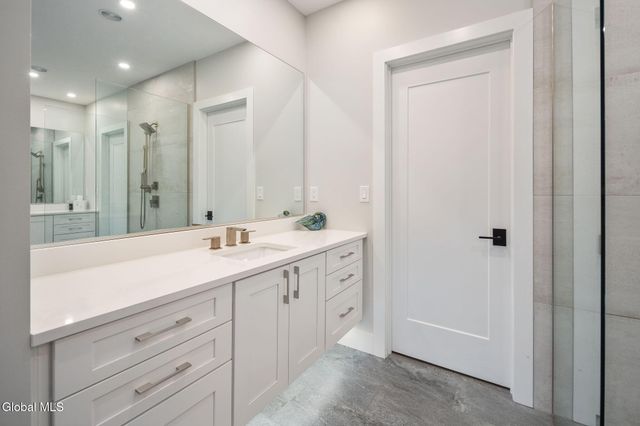 19 Aurora Avenue, Saratoga Springs, NY 12866