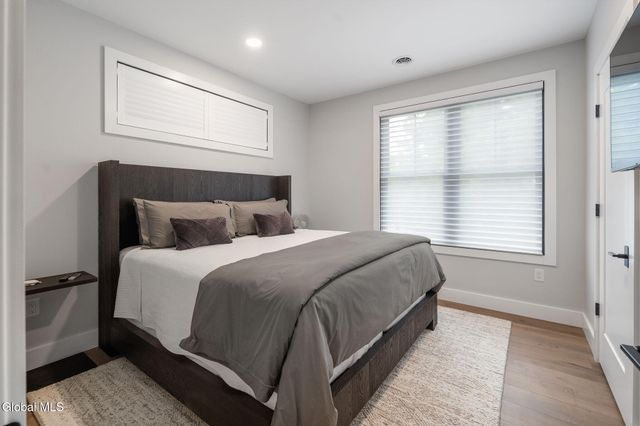 19 Aurora Avenue, Saratoga Springs, NY 12866