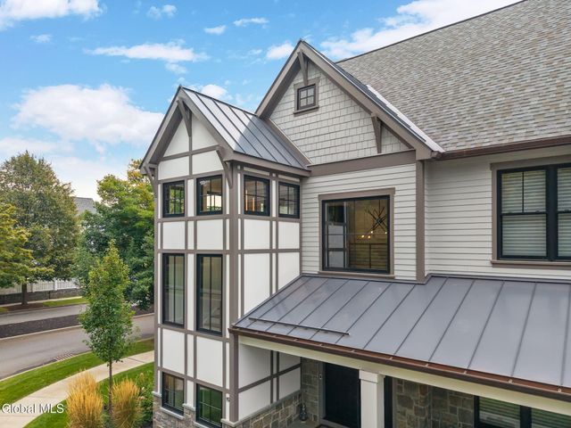 19 Aurora Avenue, Saratoga Springs, NY 12866