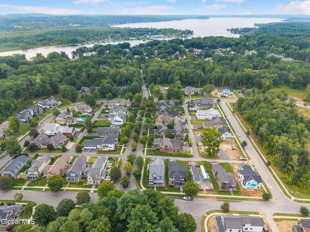 19 Aurora Avenue, Saratoga Springs, NY 12866