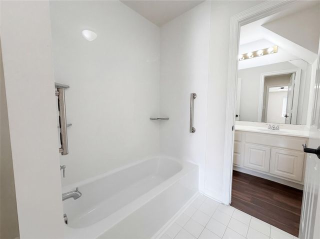 2922 Laurel Mist Court, Houston, TX 77345