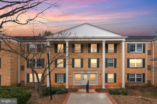 7651 TREMAYNE PL #211, Mclean, VA 22102