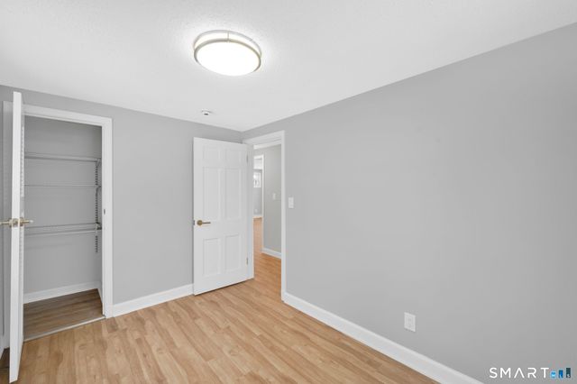 52 Vineyard Road, North Haven, CT 06473