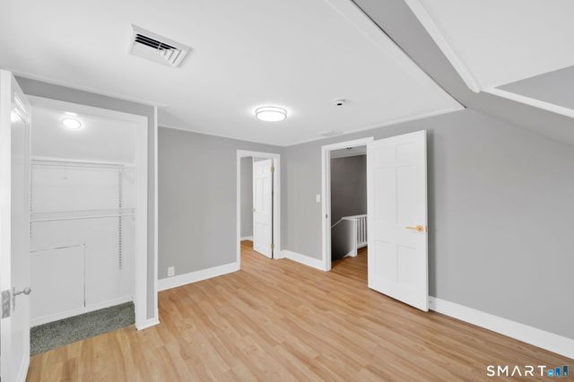 52 Vineyard Road, North Haven, CT 06473