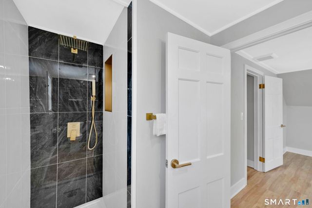 52 Vineyard Road, North Haven, CT 06473