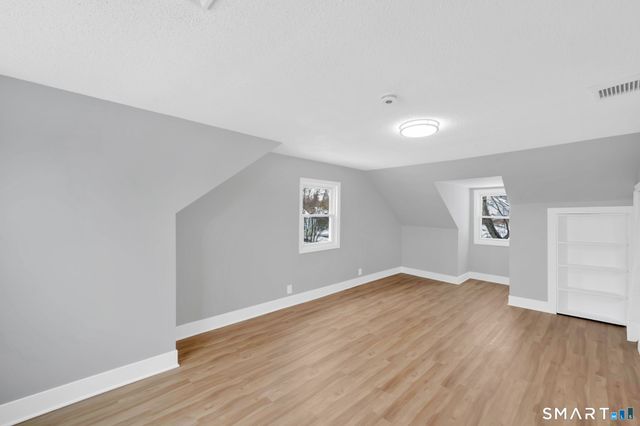 52 Vineyard Road, North Haven, CT 06473