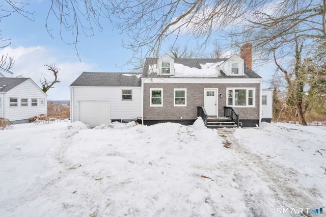 52 Vineyard Road, North Haven, CT 06473