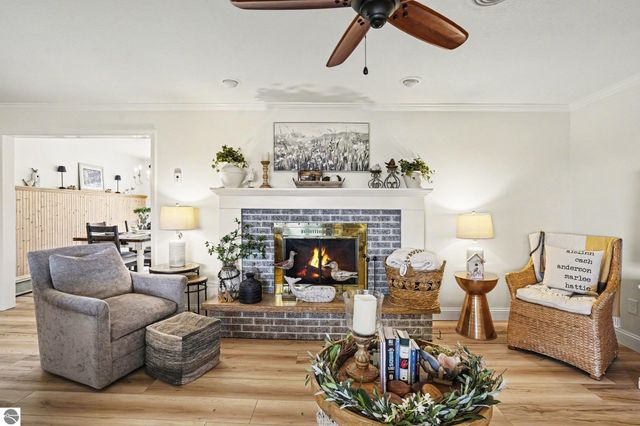 341 S Lincoln Road, Mt Pleasant, MI 48858