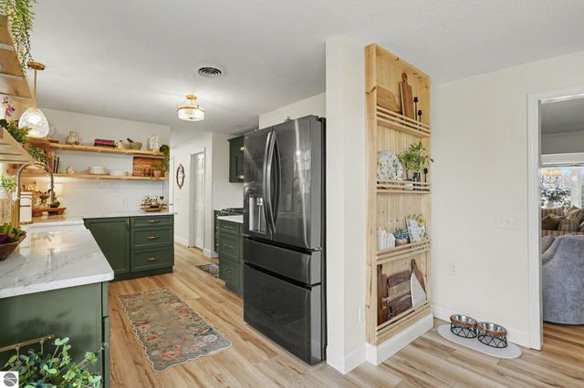 341 S Lincoln Road, Mt Pleasant, MI 48858