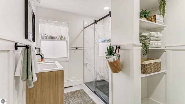 341 S Lincoln Road, Mt Pleasant, MI 48858