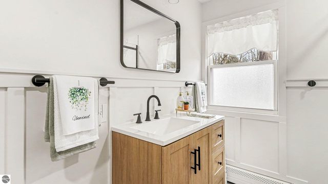 341 S Lincoln Road, Mt Pleasant, MI 48858