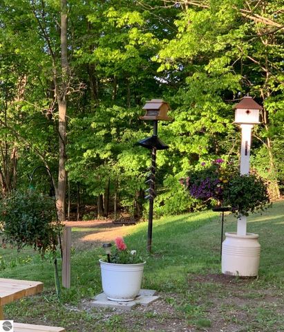 341 S Lincoln Road, Mt Pleasant, MI 48858