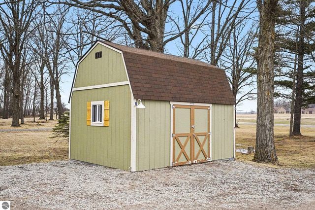 341 S Lincoln Road, Mt Pleasant, MI 48858