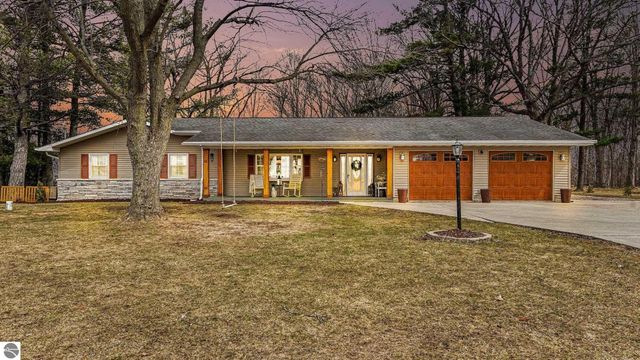 341 S Lincoln Road, Mt Pleasant, MI 48858